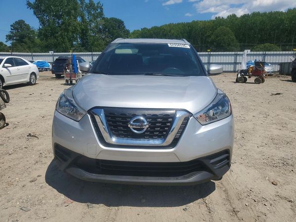 2018 NISSAN KICKS