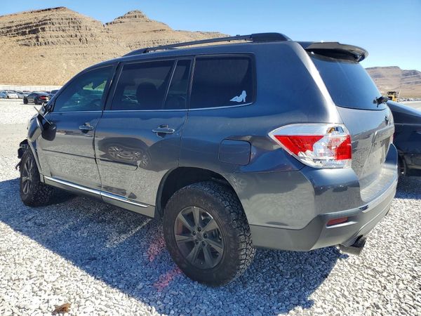 2013 TOYOTA HIGHLANDER Base/Hybrid