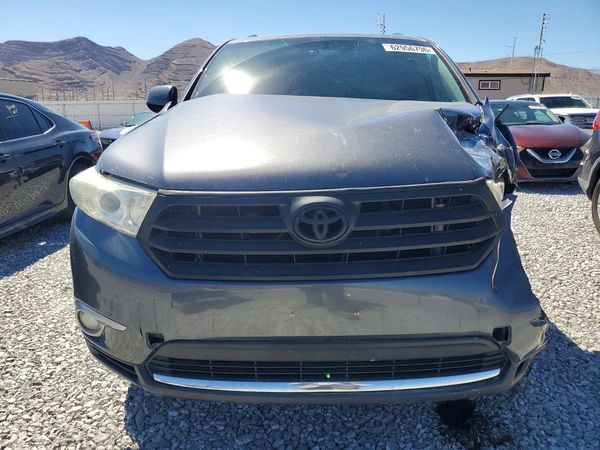 2013 TOYOTA HIGHLANDER Base/Hybrid