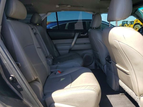 2013 TOYOTA HIGHLANDER Base/Hybrid