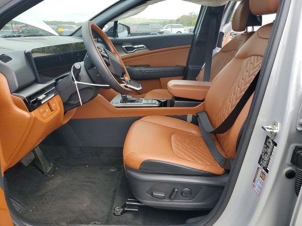 2026 KIA SPORTAGE X-LINE