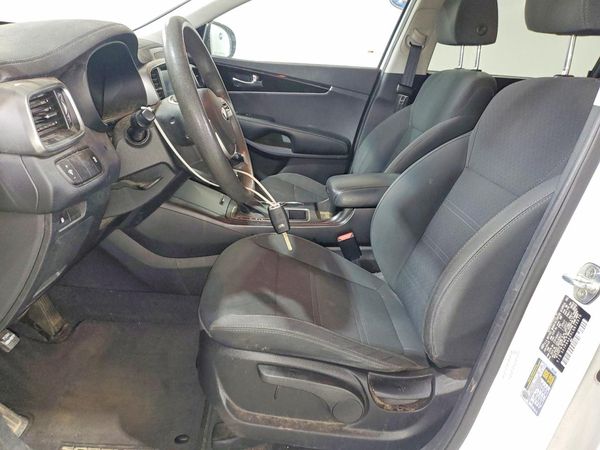 2020 KIA SORENTO L, LX, S