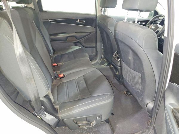 2020 KIA SORENTO L, LX, S