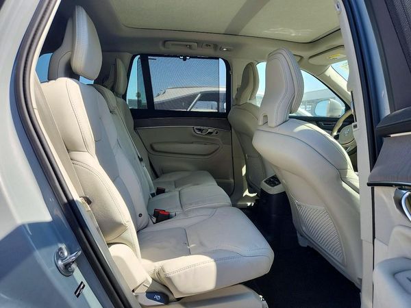 2026 VOLVO XC90 Ultra Bright
