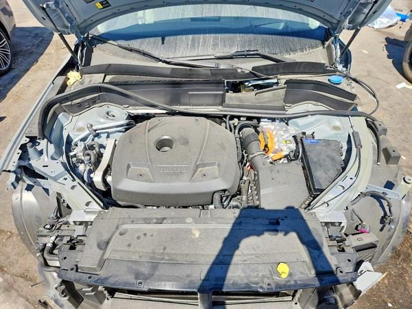 2026 VOLVO XC90 Ultra Bright