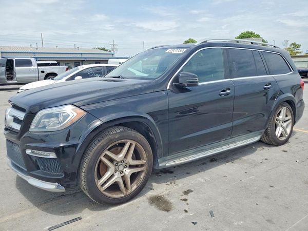 2016 MERCEDES-BENZ GL GL550-4M