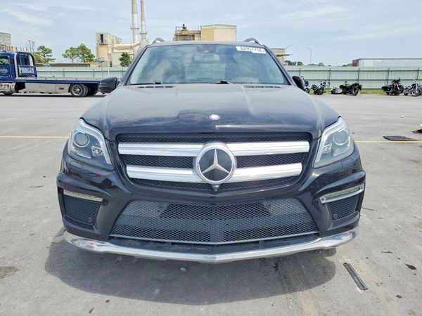 2016 MERCEDES-BENZ GL GL550-4M