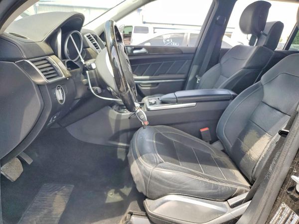 2016 MERCEDES-BENZ GL GL550-4M