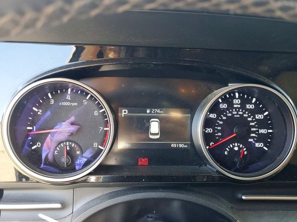 2024 KIA CARNIVAL EX