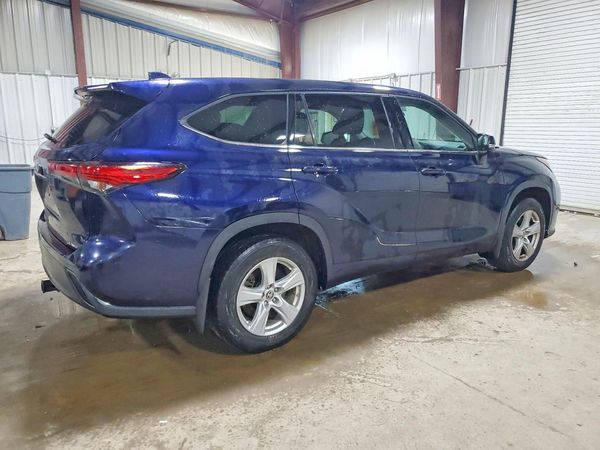 2020 TOYOTA HIGHLANDER LE