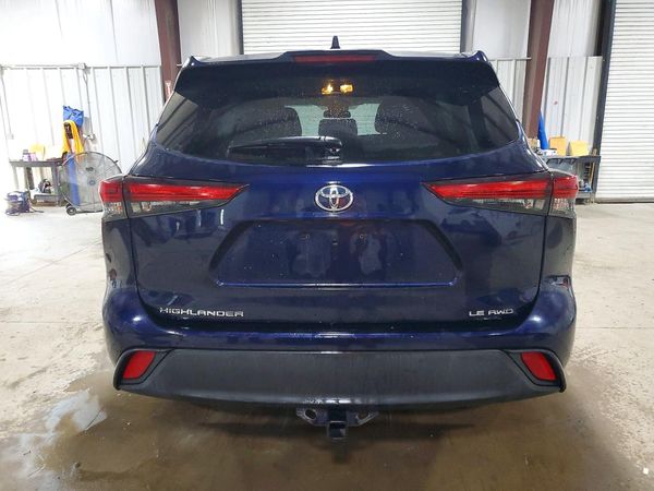 2020 TOYOTA HIGHLANDER LE
