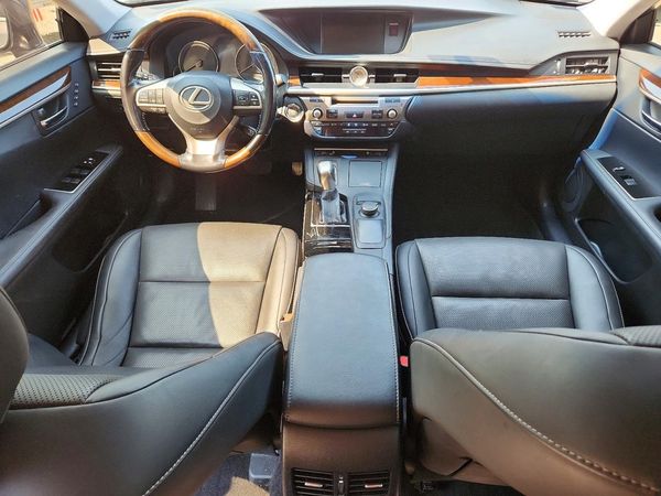 2016 LEXUS ES 350
