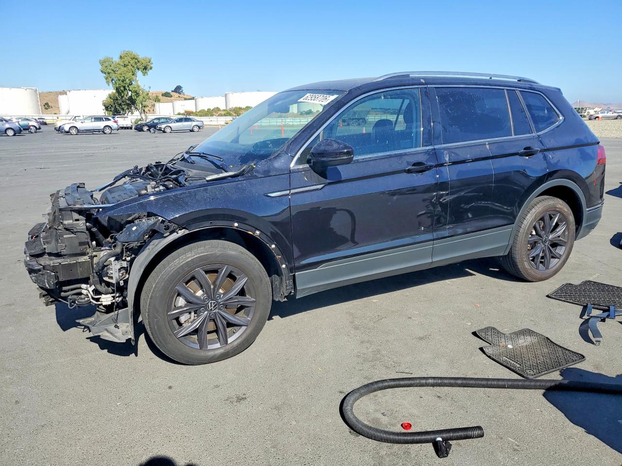2022 VOLKSWAGEN TIGUAN 4Motion SE