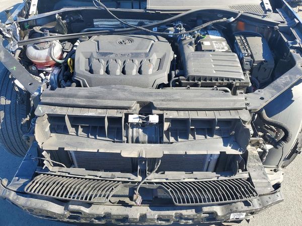 2022 VOLKSWAGEN TIGUAN 4Motion SE