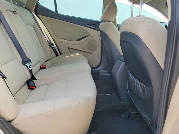 2015 KIA OPTIMA GL - Middle-low
