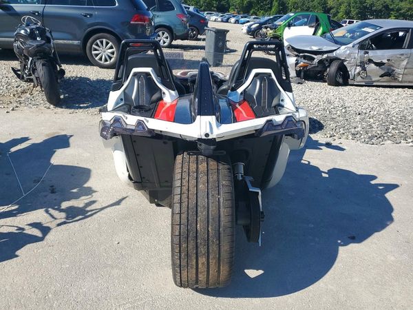 2016 POLARIS SLINGSHOT Open Cab