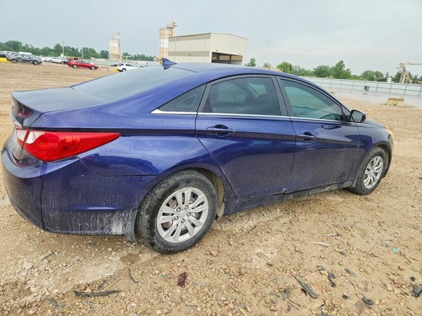 2012 HYUNDAI SONATA Middle-low level
