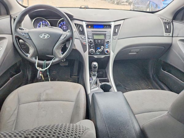 2012 HYUNDAI SONATA Middle-low level