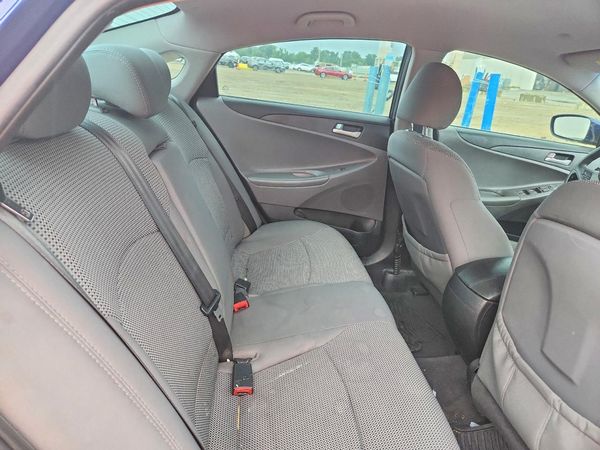 2012 HYUNDAI SONATA Middle-low level