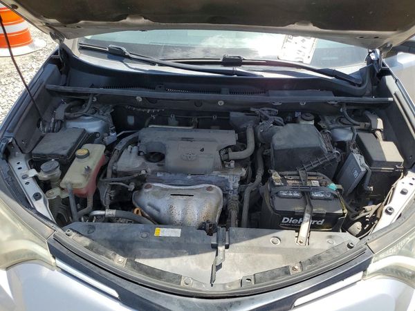 2017 TOYOTA RAV4 XLE