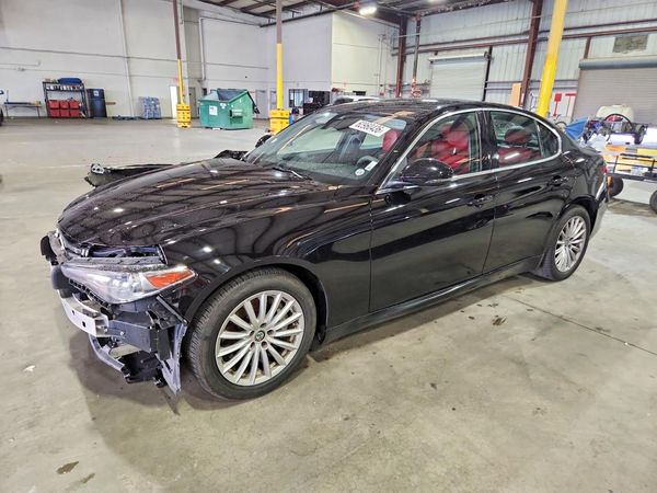 2021 ALFA ROMEO GIULIA