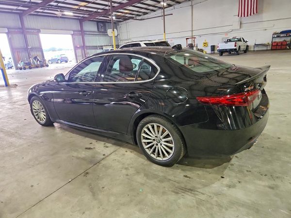 2021 ALFA ROMEO GIULIA
