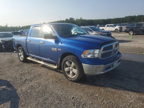 2018 RAM 1500 SLT