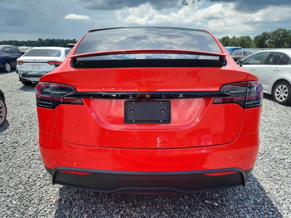 2024 TESLA MODEL X