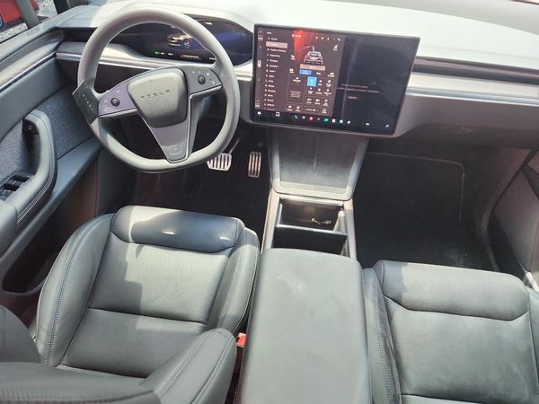 2024 TESLA MODEL X