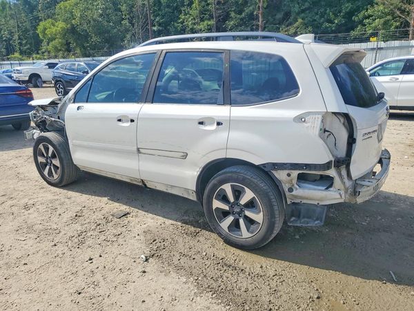 2018 SUBARU FORESTER