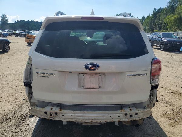 2018 SUBARU FORESTER