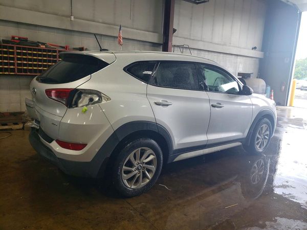 2017 HYUNDAI TUCSON