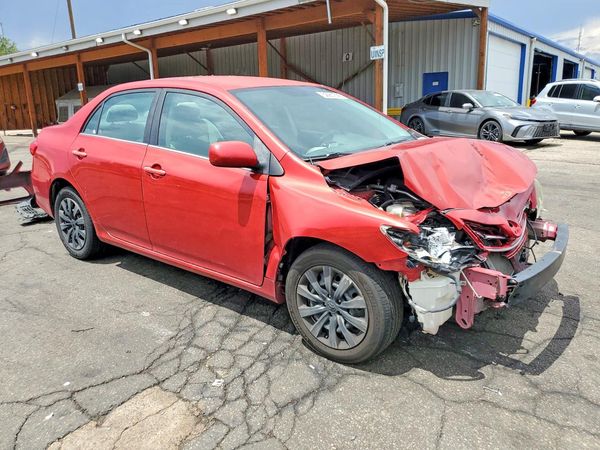 2013 TOYOTA COROLLA