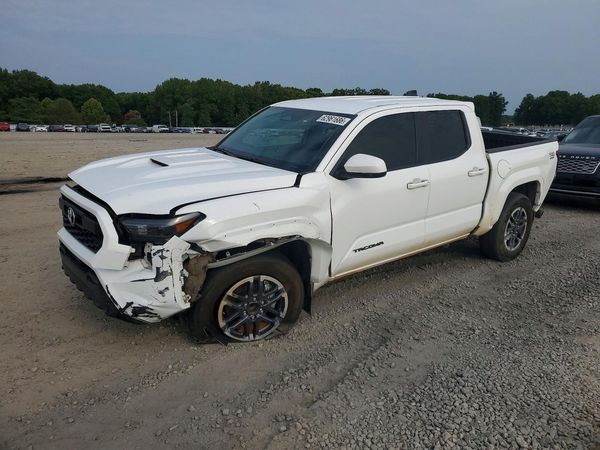 2024 TOYOTA TACOMA