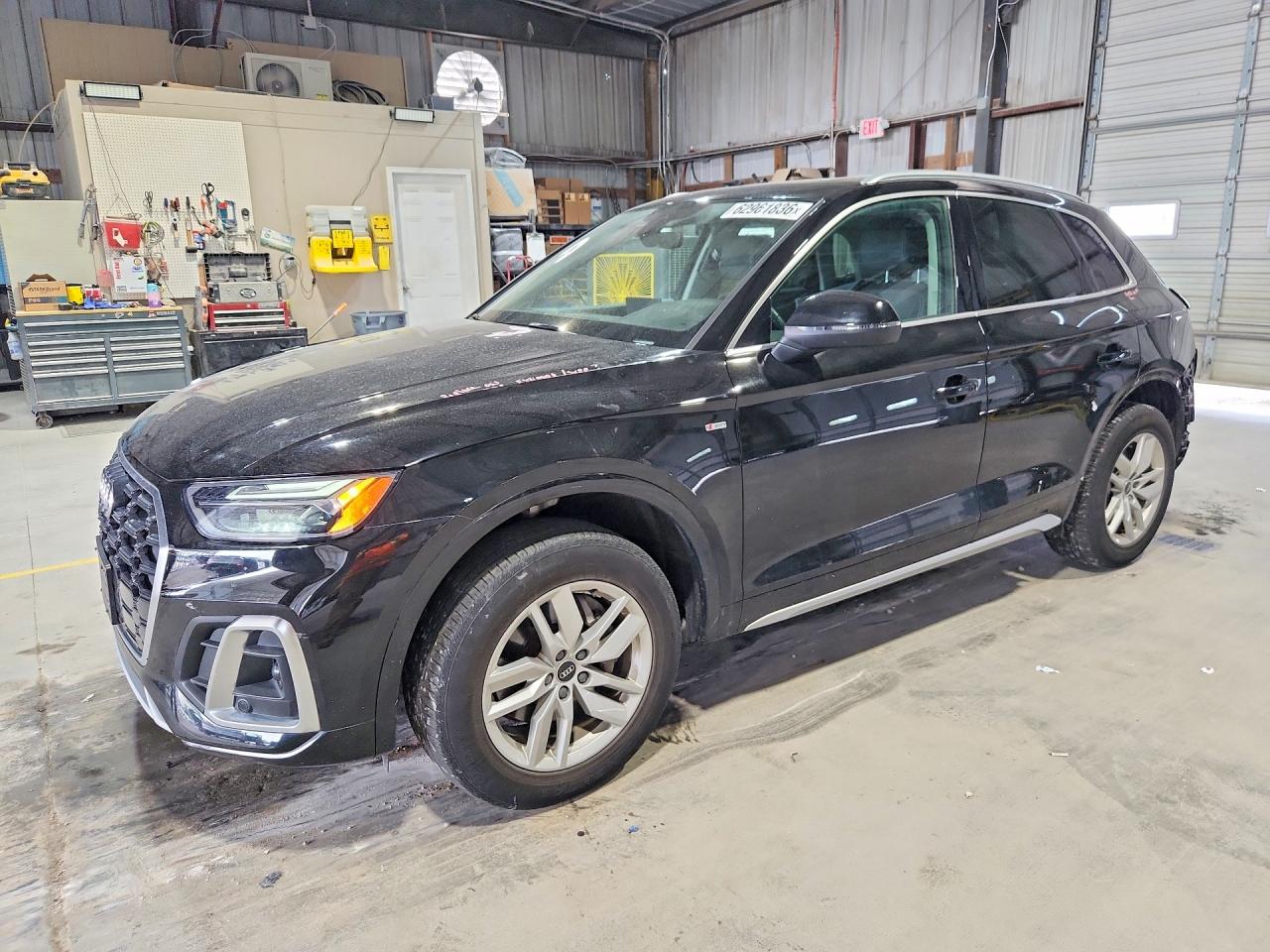 2022 AUDI Q5 S Line quattro Premium