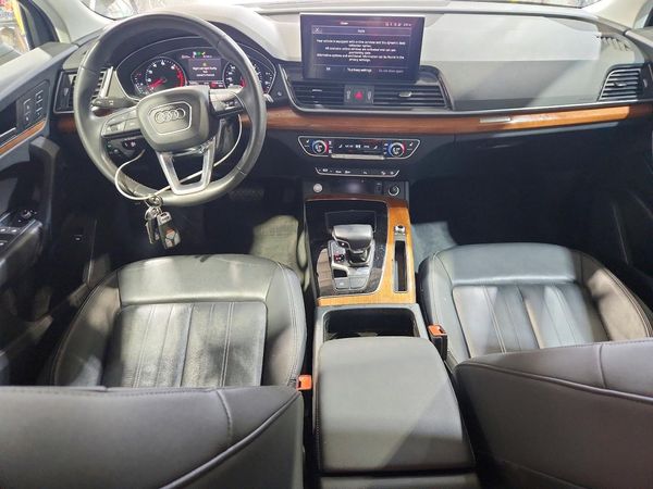 2022 AUDI Q5 S Line quattro Premium