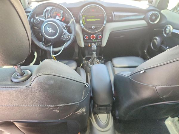 2015 MINI COOPER