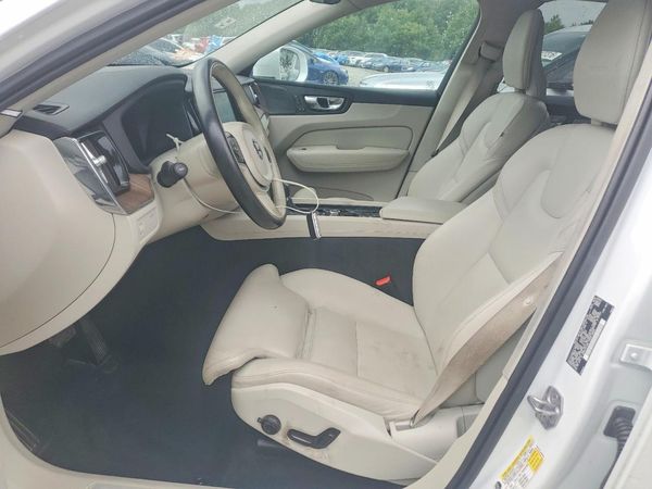 2020 VOLVO XC60 Inscription