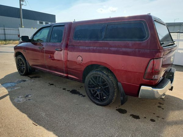 2017 RAM 1500 SLT