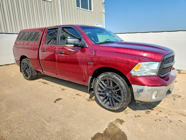 2017 RAM 1500 SLT