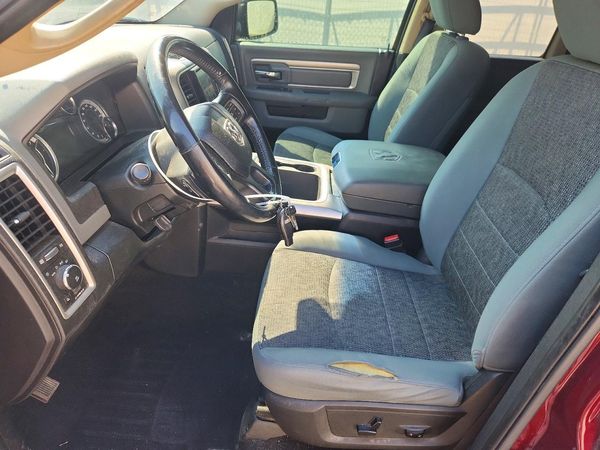 2017 RAM 1500 SLT
