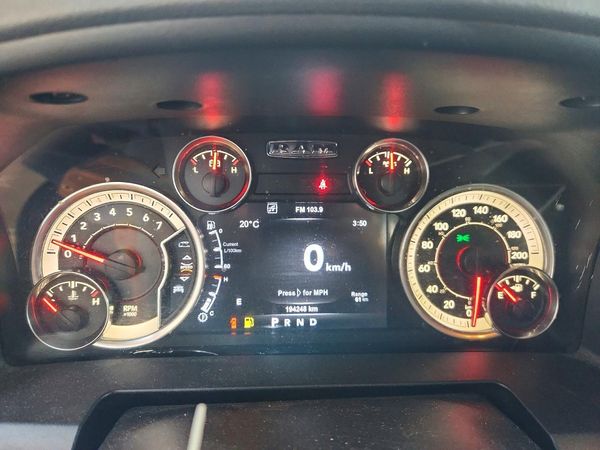 2017 RAM 1500 SLT