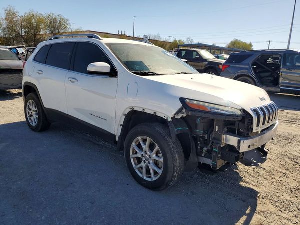 2018 JEEP CHEROKEE LATITUDE PLUS 4X4