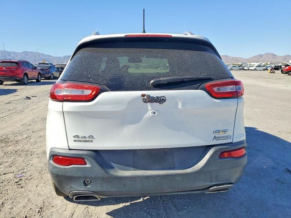 2018 JEEP CHEROKEE LATITUDE PLUS 4X4