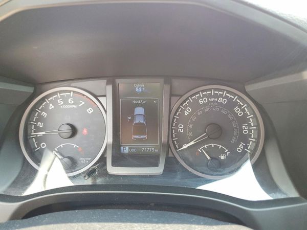2019 TOYOTA TACOMA SR5