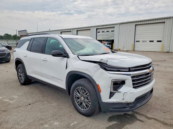 2025 CHEVROLET TRAVERSE LT