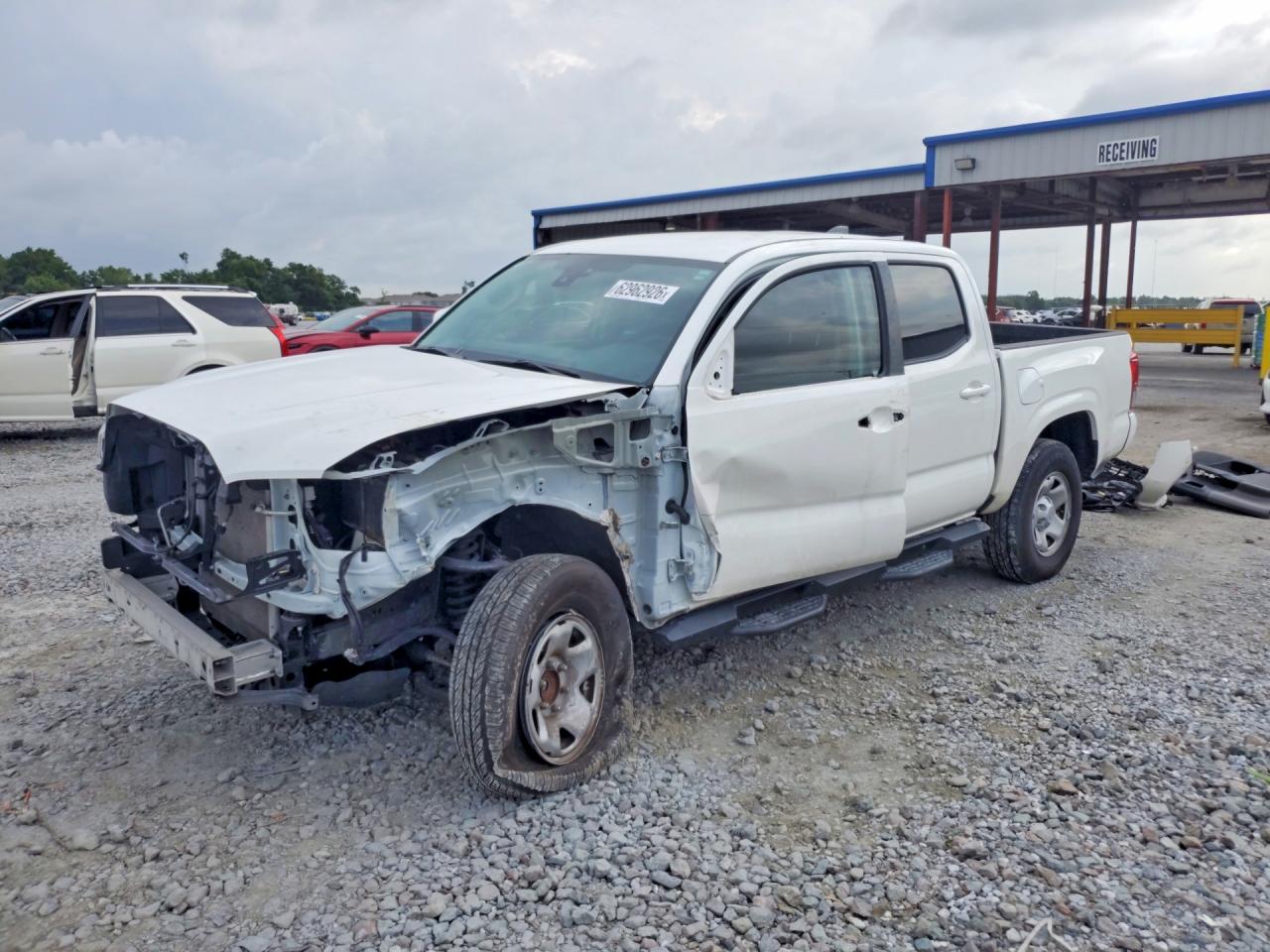 2022 TOYOTA TACOMA SR5