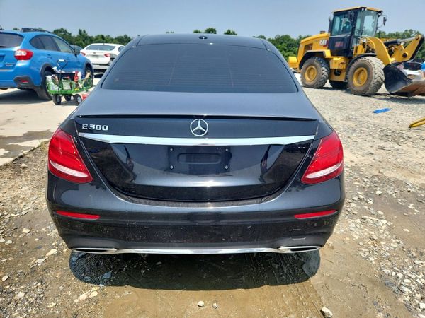 2017 MERCEDES-BENZ E E300