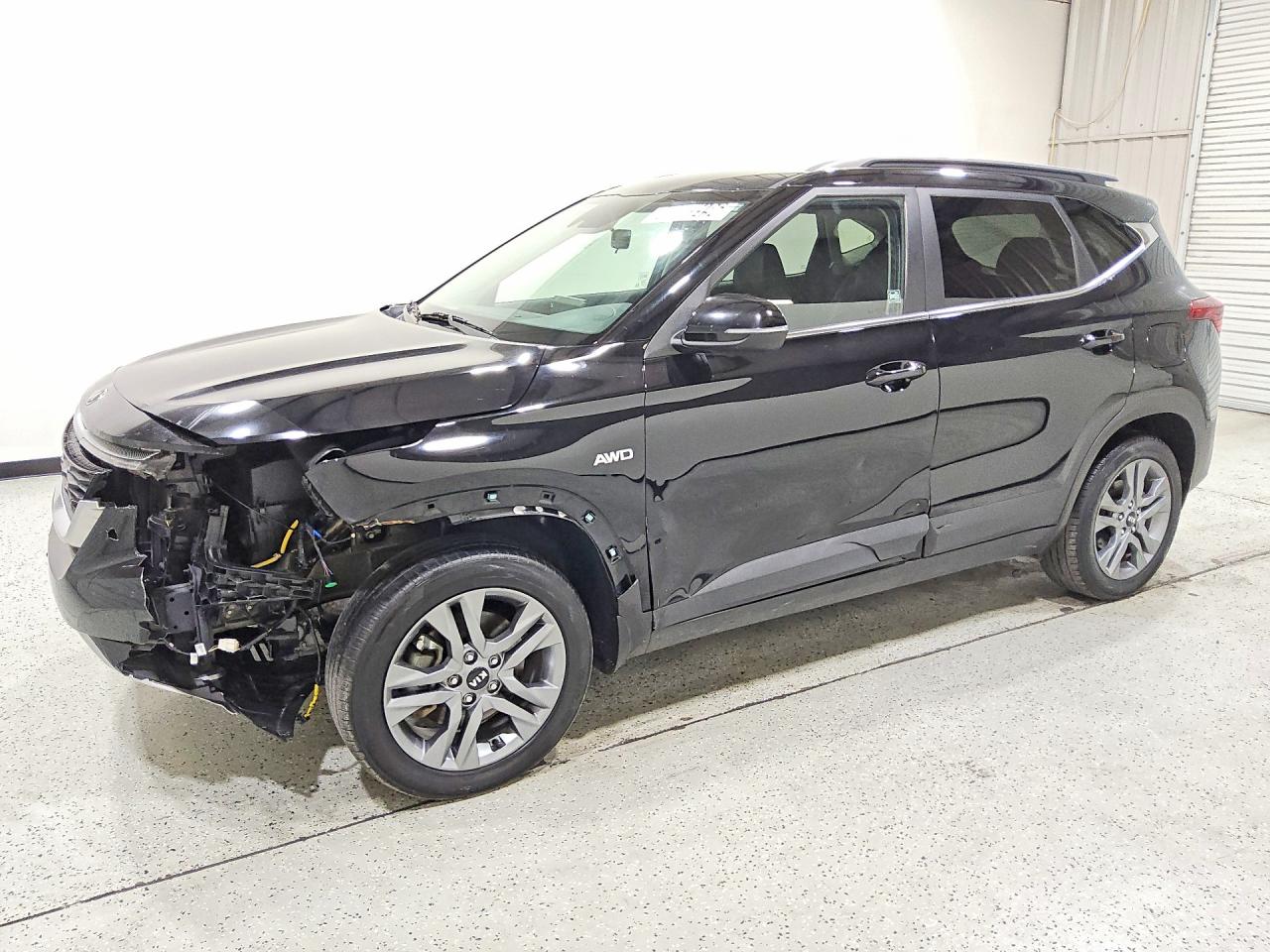 2021 KIA SELTOS S — Front 3/4