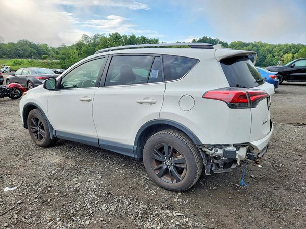 2018 TOYOTA RAV4 Adventure/XLE
